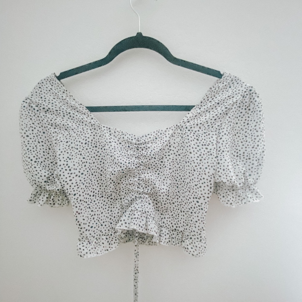 White & Black Polka Dot Ruched Crop Tee